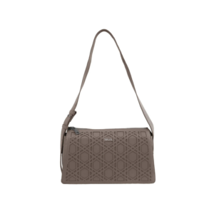 SAKURA Shoulder Bag – Elegant, Practical & Everyday Style